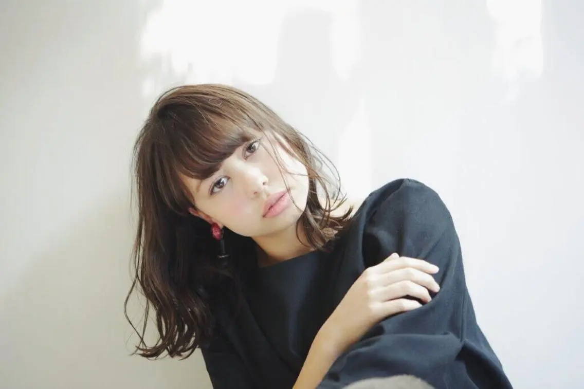 セミロング カラー パーマ ヘアアレンジ 小顔カット トリートメント 松田 亮葉のヘアスタイル