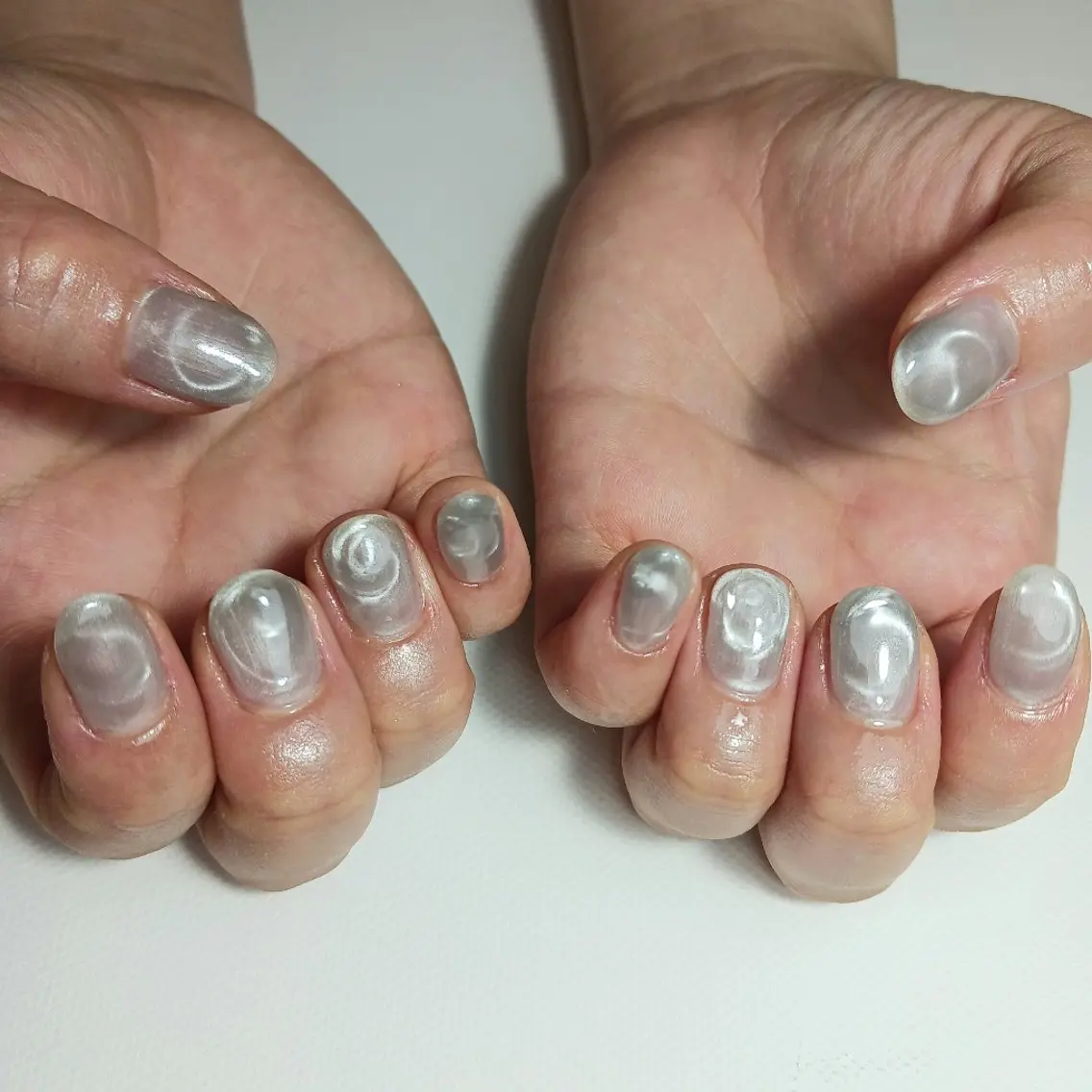 ネイル ジェルネイル マグネットネイル 持ち込み ショートネイル シルバー ハンドネイル owlnail /持込みデザイン専門のネイルデザイン