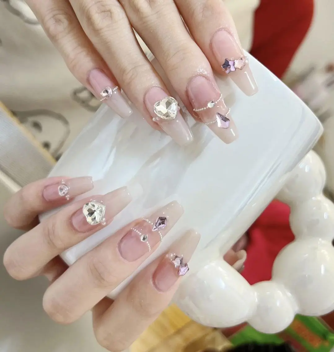 ネイル アートネイル 長さ出し ネイルチップ Queen's ゆなのネイルデザイン