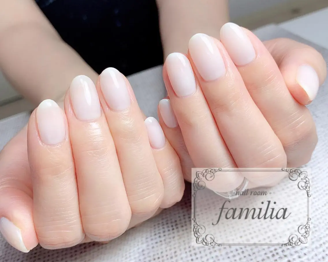 ネイル ハンドネイル -nailroom- familiaのネイルデザイン