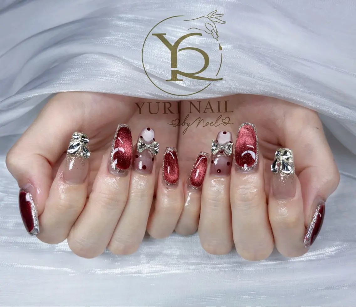 ネイル ハンドネイル フットネイル ハンドケア YURI Nail NARITAのネイルデザイン
