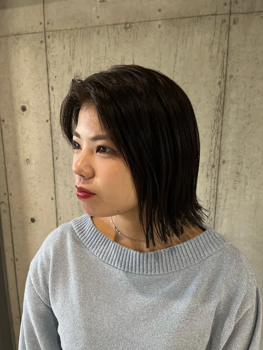 ミディアム カラー ヘアアレンジ カット ヘアカラー トリートメント 垢抜けボブ×透明 感カラーリクト💥のヘアスタイル