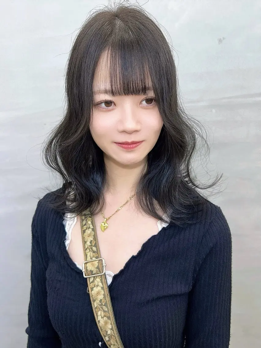 ミディアム カラー ブラウンカラー トリートメント ヘアカラー トリートメント ベテラン美容師が対応 /髪質改善/縮毛矯正のヘアスタイル