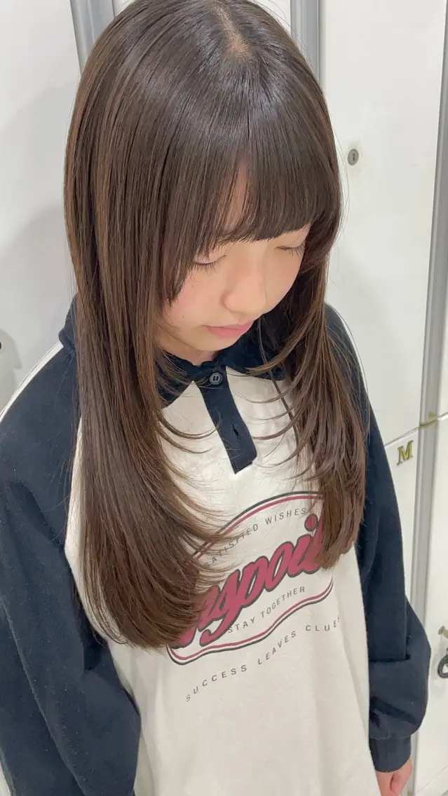レイヤーカット＋トリートメントの写真