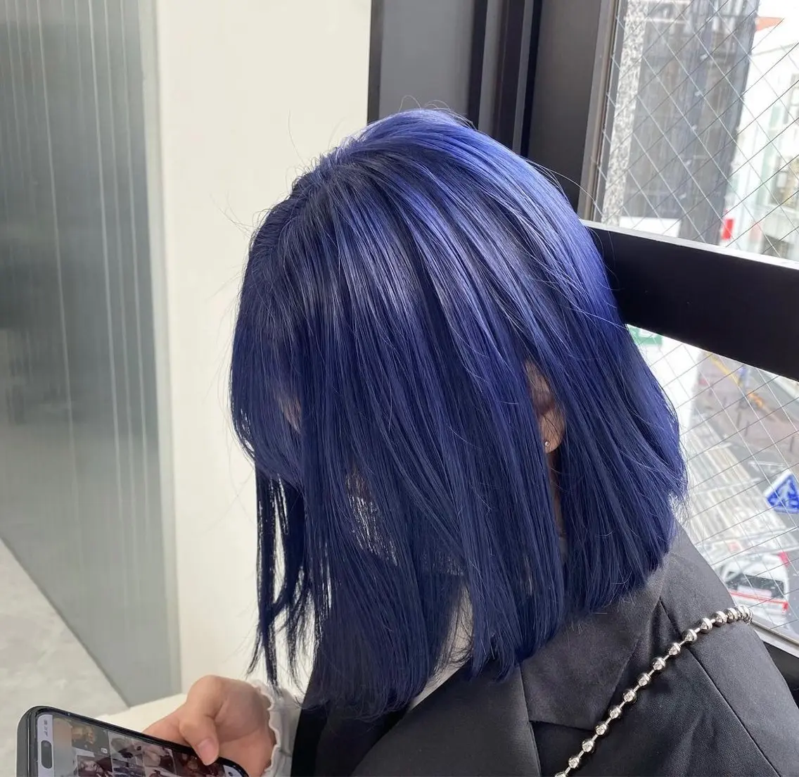 ショート カラー ブルーカラー ネイビーカラー ❄ブリーチカラー❄ 佐原昌樹のヘアスタイル