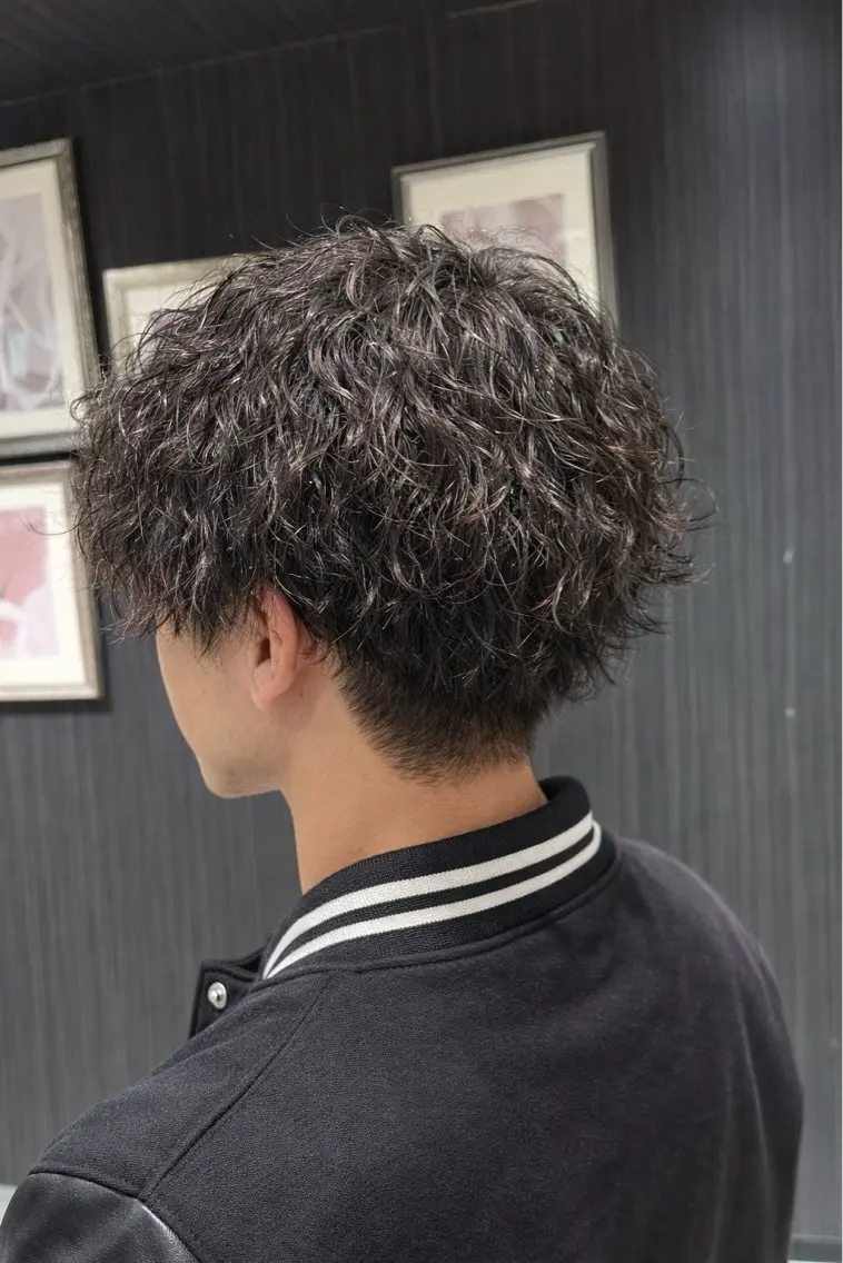 パーマ メンズ 山路 悠佳のヘアスタイル