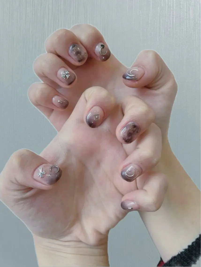 ネイル メンズネイル 持ち込み ニュアンスネイル 🫧NAIL Leone🫧のネイルデザイン