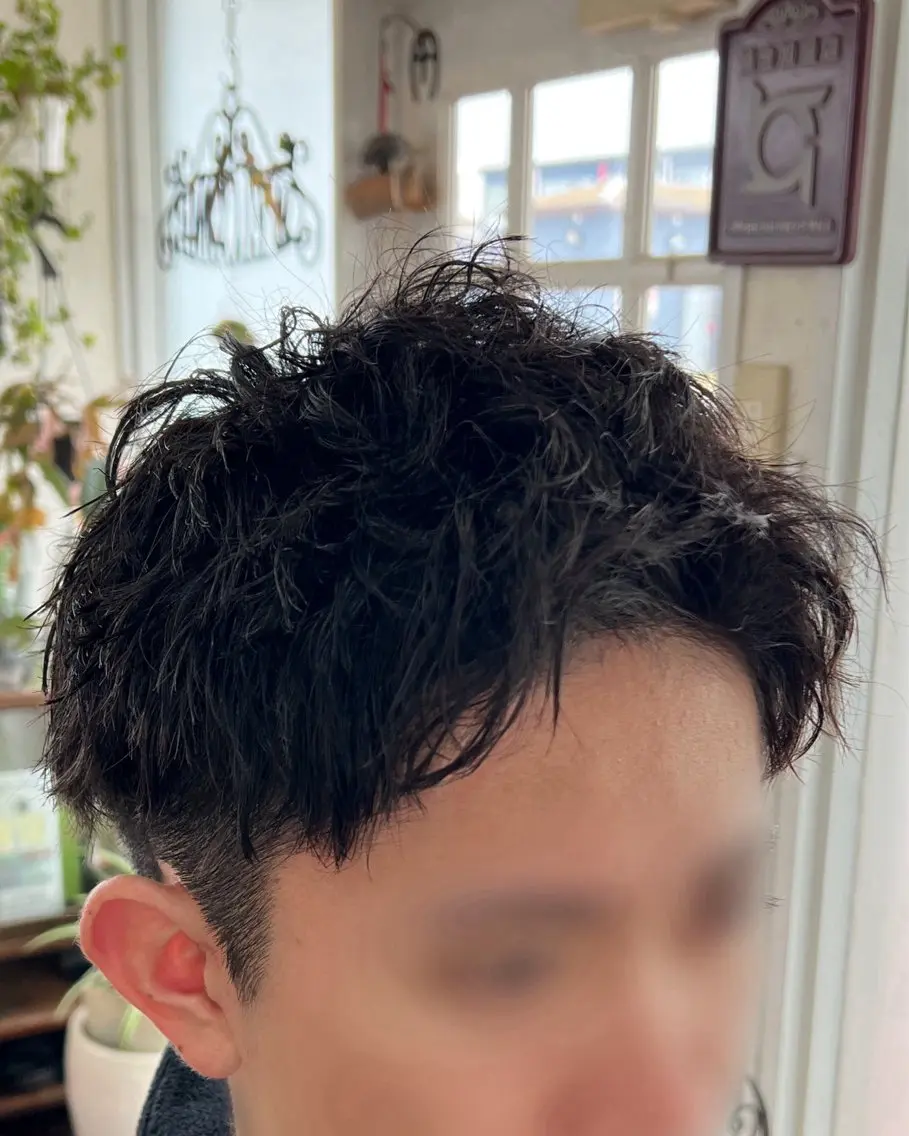 ショート パーマ メンズ メンズパーマ ショートヘア 小松崎 翔太のヘアスタイル