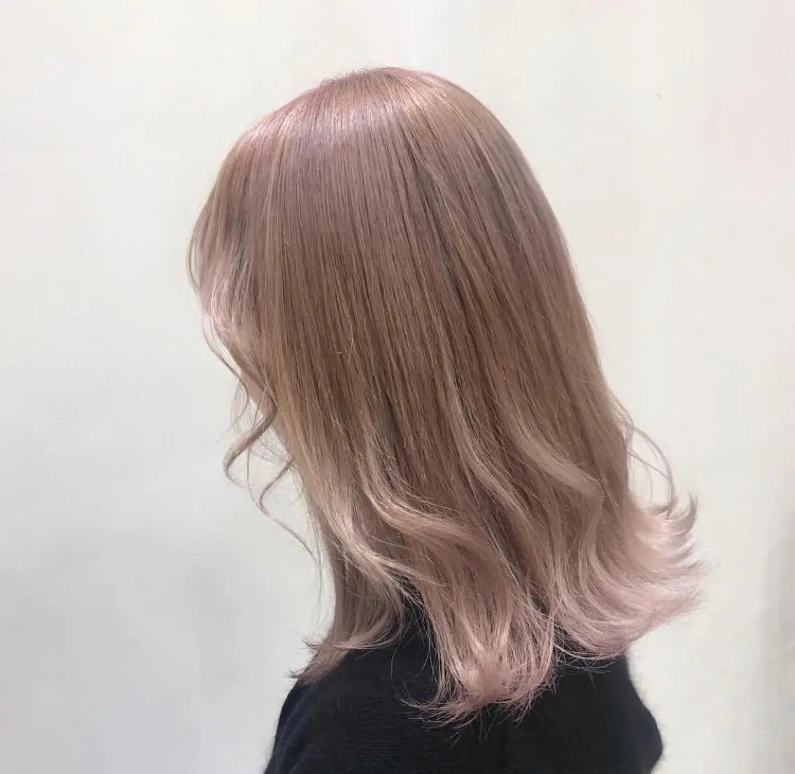 セミロング カラー ベージュカラー ブリーチ 韓国hair ·͜· watanabeのヘアスタイル