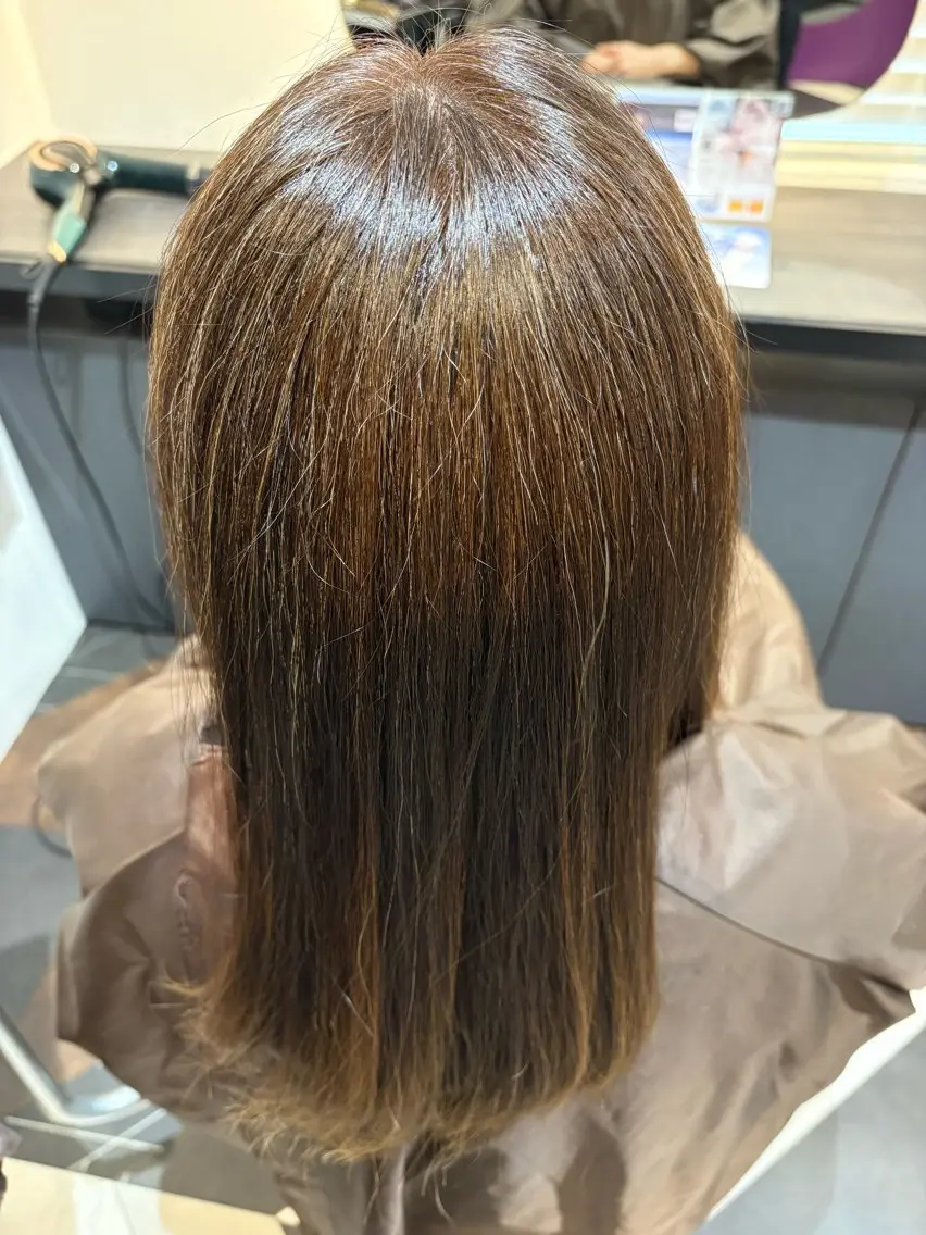 セミロング カラー 久保 佑真のヘアスタイル
