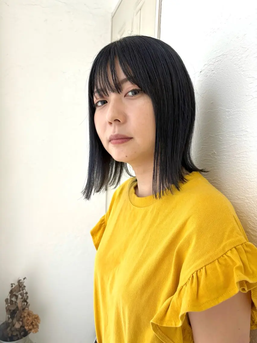 ミディアム fio マナミのヘアスタイル