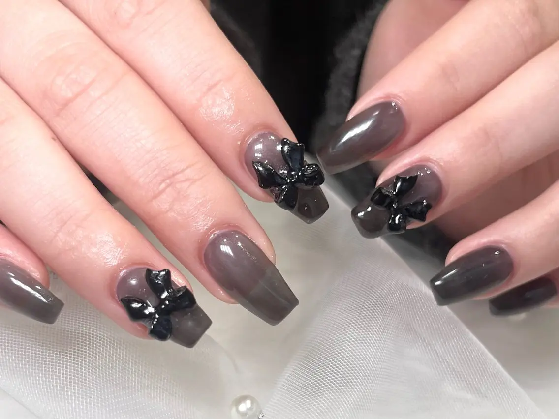 ネイル ハンドネイル 🧁fein. nana🩵のネイルデザイン