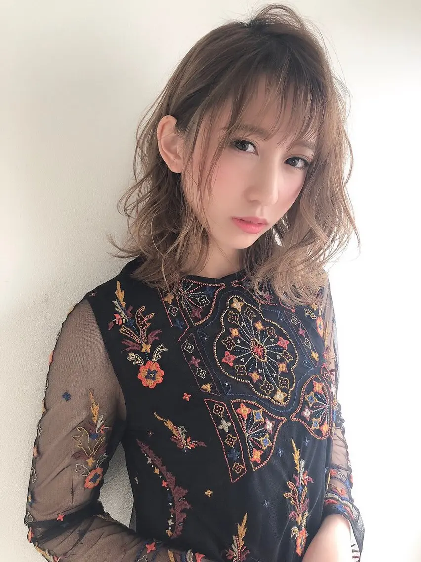 ミディアム カラー パーマ カット パーマ 朝田 拓実のヘアスタイル