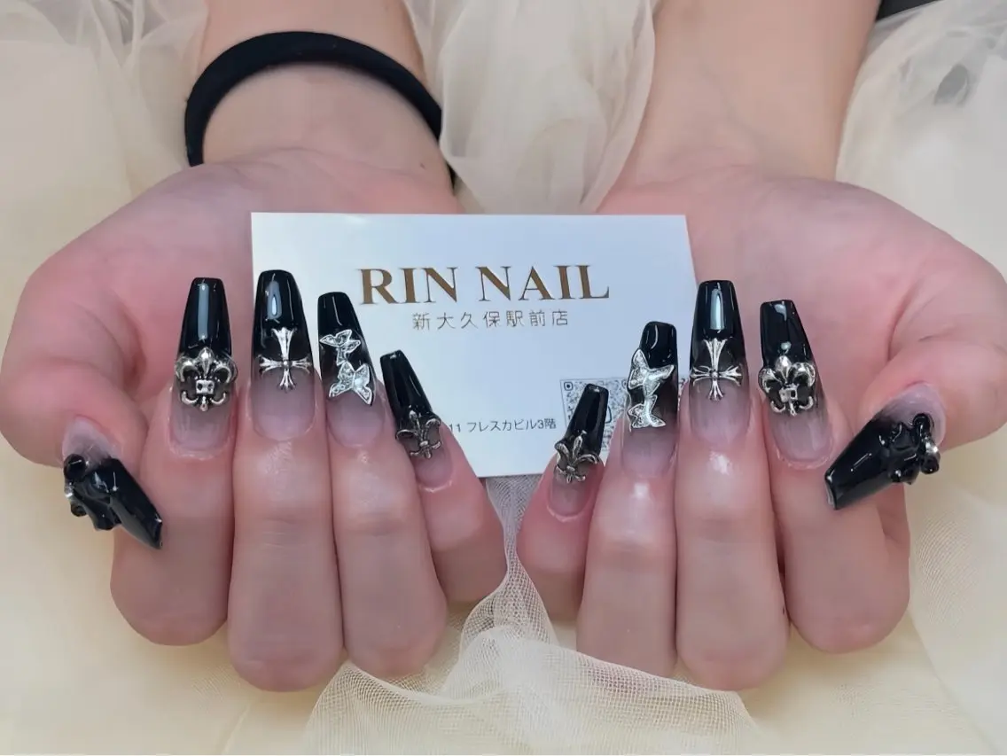 ネイル チークネイル ハート ホログラムネイル ミラーネイル ニュアンスネイル Rin Nail 新大久保店のネイルデザイン