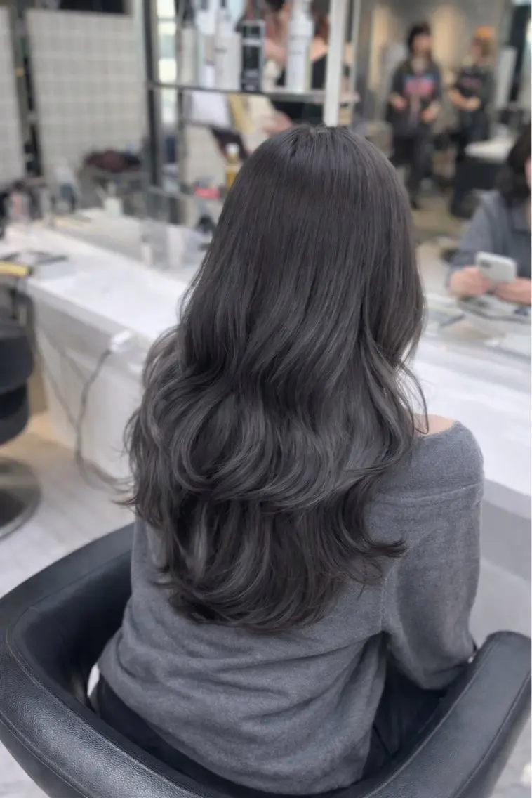 ロング カラー ヘアアレンジ カット ヘアカラー トリートメント ヘッドスパ ヘアセット 透明感×韓流ハイ トーン🫧RYUTAのヘアスタイル