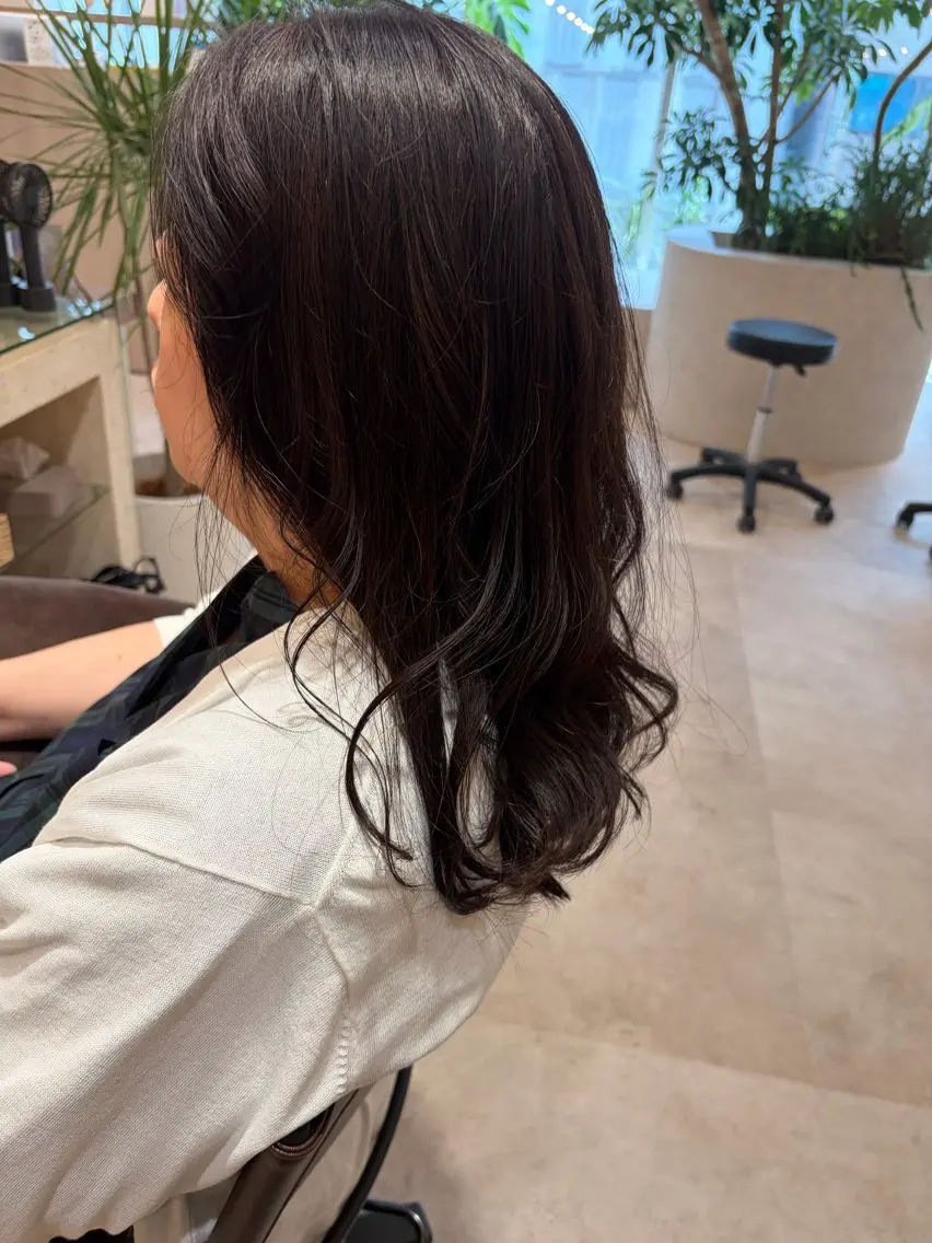 セミロング トリートメント ヘアカラー Ha naのヘアスタイル