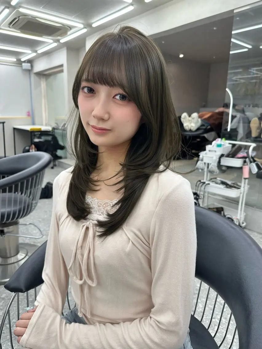 ロング レイヤーカット カット ヘアカラー Lond  mare 🦋ayana🦋のヘアスタイル