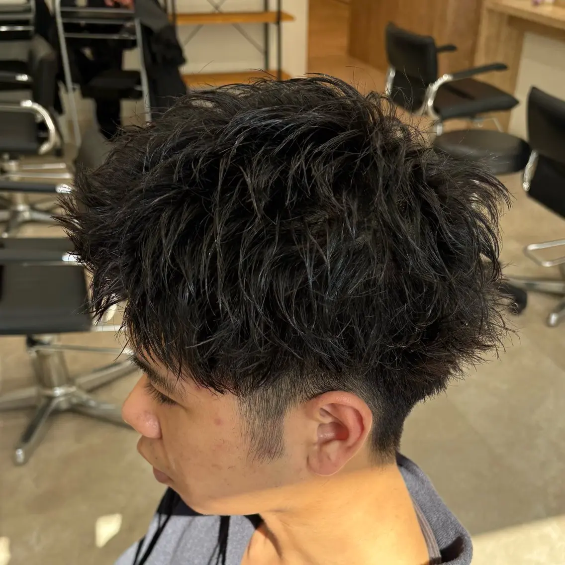ショート パーマ メンズ メンズパーマ スパイキーショート ショートヘア カット パーマ 🐦‍🔥フェザーパ ーマ🐦‍🔥きるやのヘアスタイル