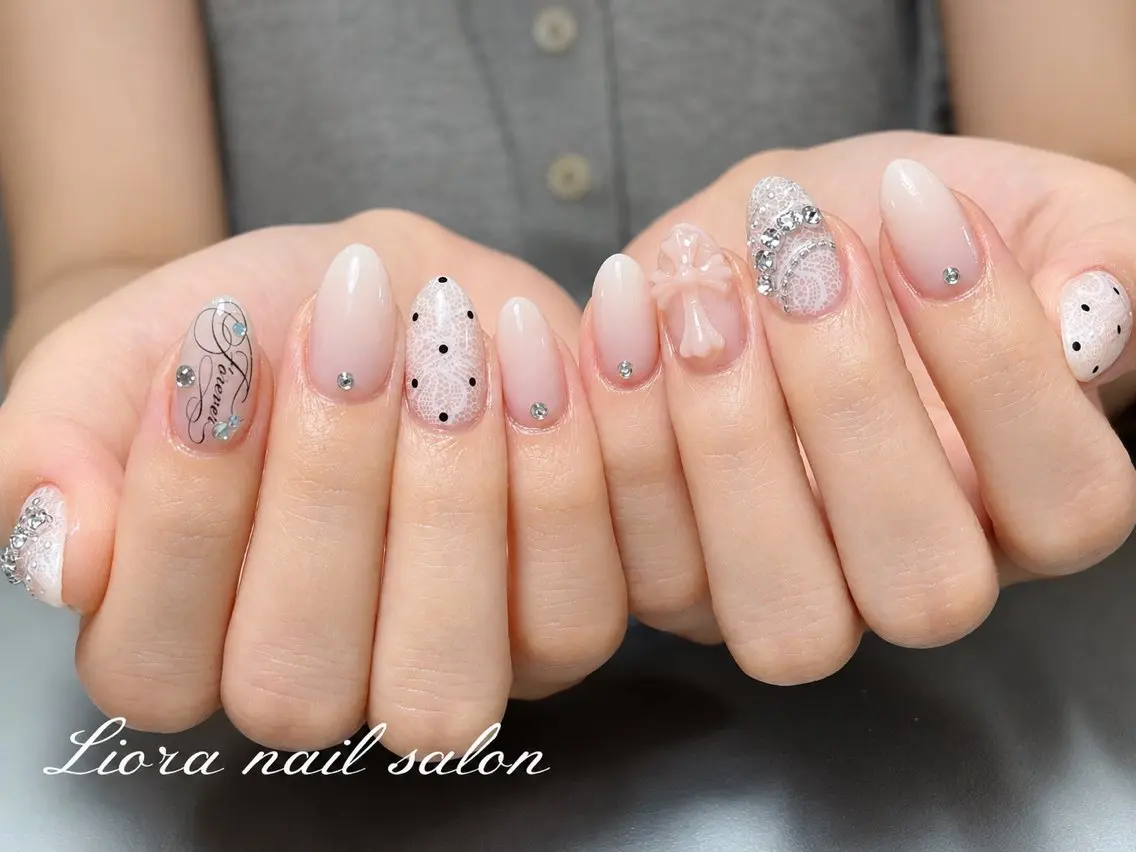 ネイル チークネイル フットネイル フレンチネイル ジェルネイル ガーリー ハンドネイル Liora nailのネイルデザイン