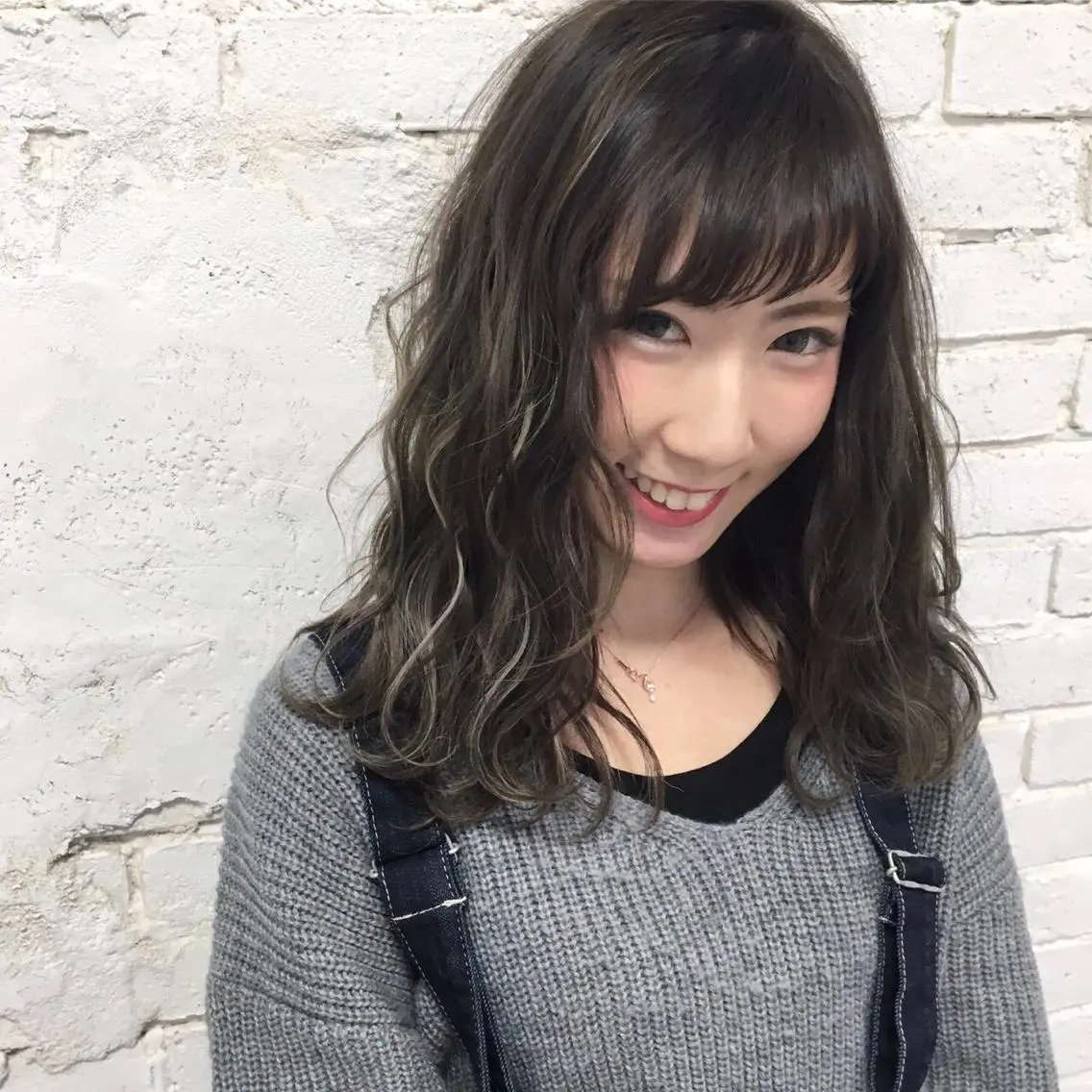 セミロング カラー アディクシーカラー バレイヤージュ ブリーチ ケアブリーチ ダブルカラー welring hair salonのヘアスタイル