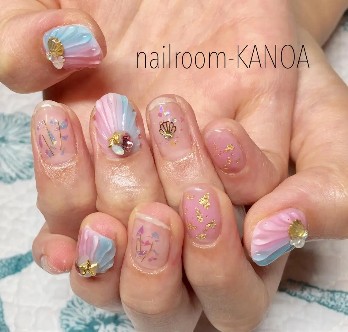 ネイル オーロラネイル nailroom- KANOAのネイルデザイン