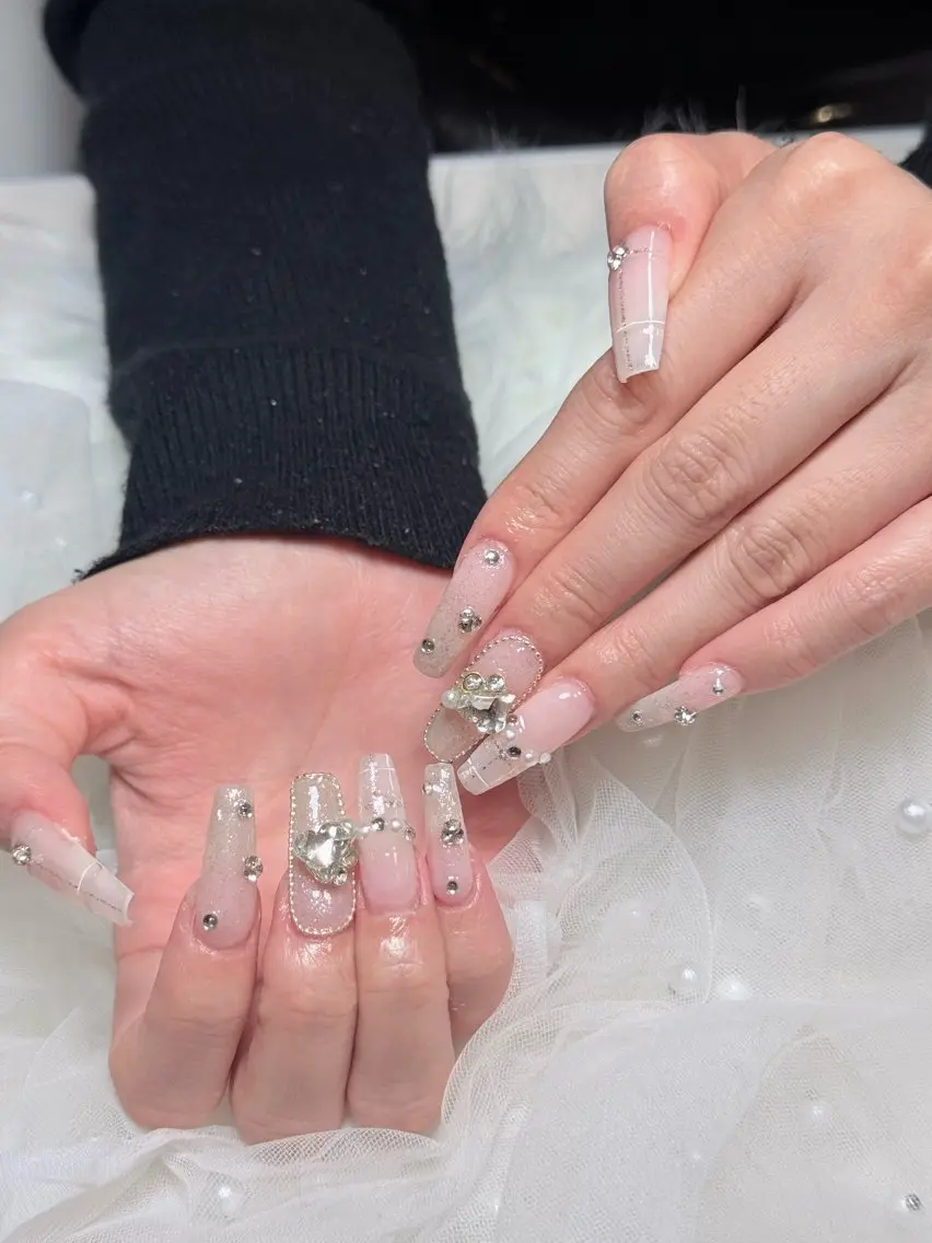 ネイル ハンドネイル Huynnail Shinjukuのネイルデザイン