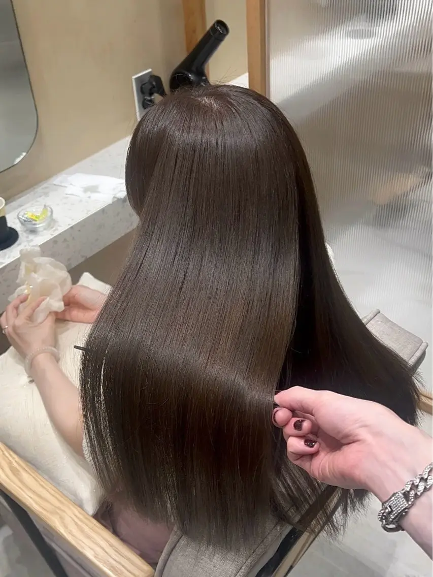 ロング アッシュ アッシュブラウン ケアカラー 髪質改善 韓国風ヘア ヘアカラー トリートメント 💎髪質改善/艶髪 💎mizuki💎のヘアスタイル