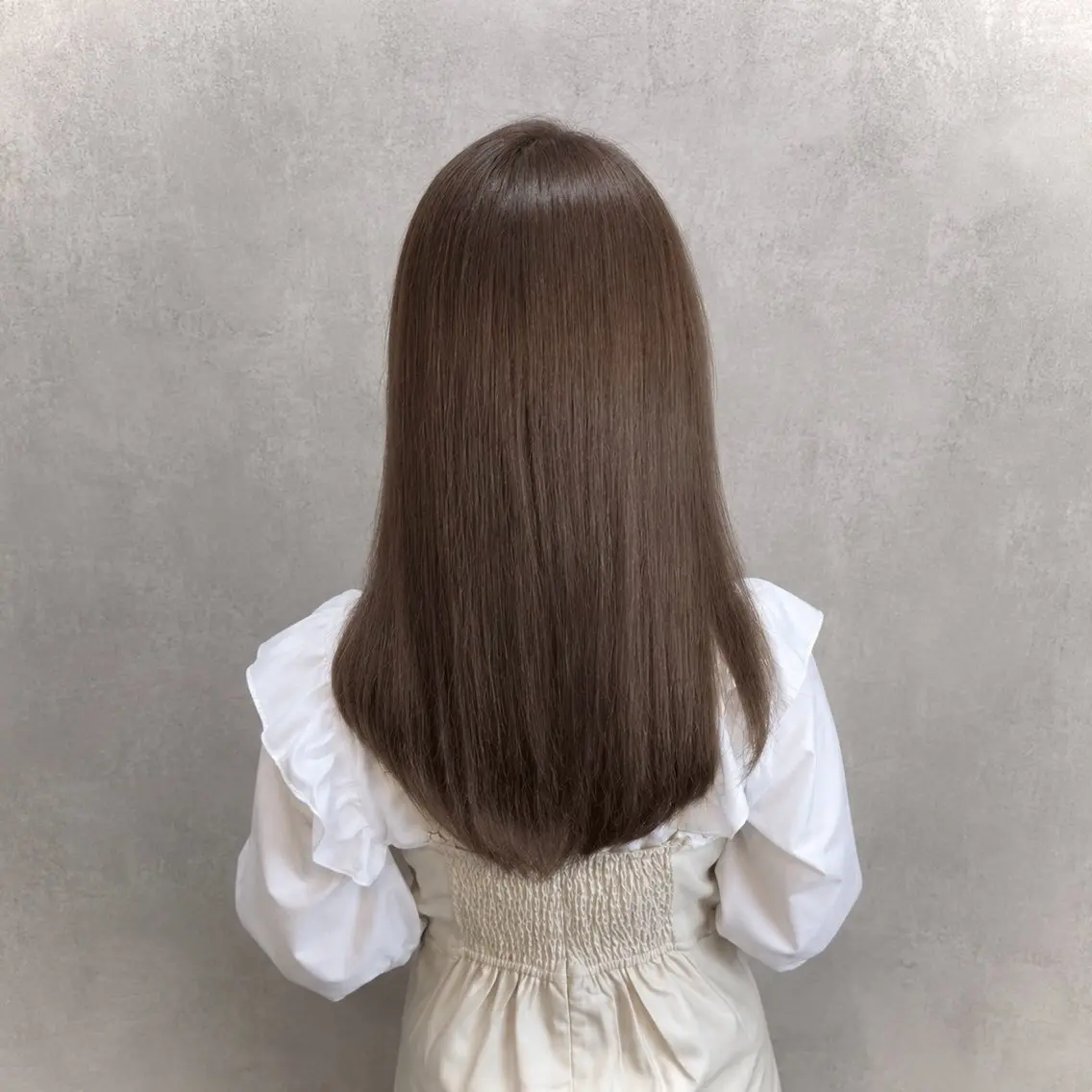 ミディアム カラー ヘアカラー Aina ʚ透明感ɞ ブリーチ特化✨艶感のヘアスタイル
