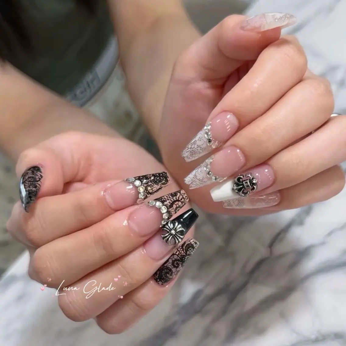 ネイル ハンドネイル Luna Gladeのネイルデザイン
