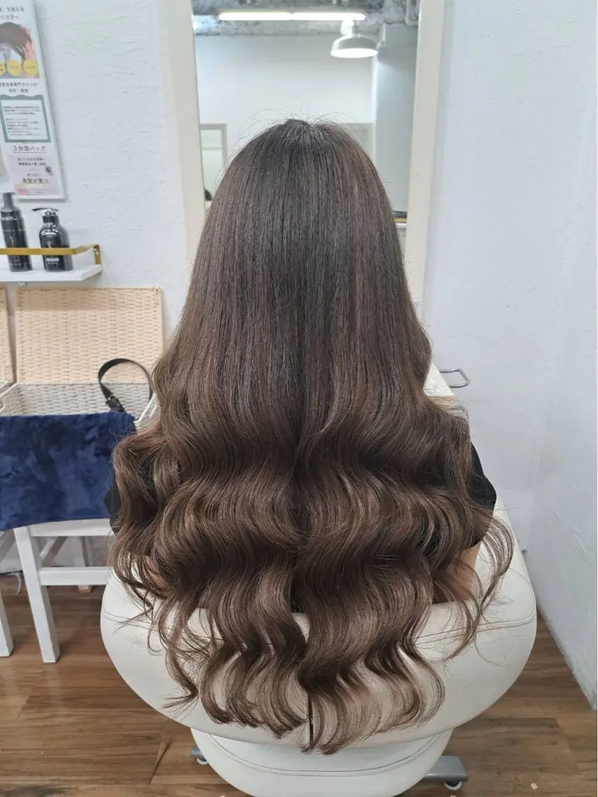 ロング カラー エクステ ロング ヘアカラー トリートメント エクステ GLOSS 心斎橋 山上のヘアスタイル