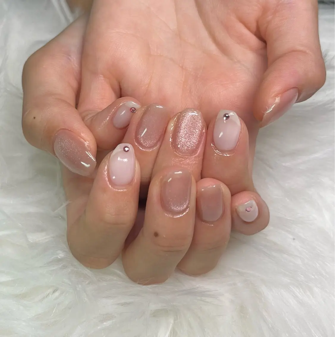 ネイル マグネットネイル ワンカラーネイル ハンドネイル 🏠自宅 サロン💅natsuのネイルデザイン