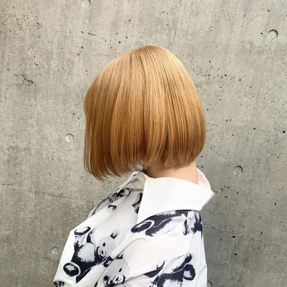 ショート カラー ブリーチ 🌷お洒落推しカラー moe🐰🌷のヘアスタイル