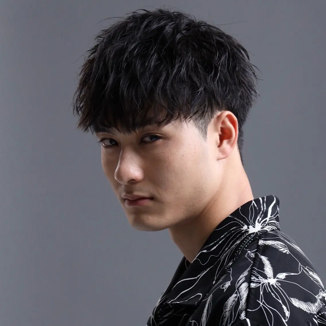 ショート パーマ メンズ メンズパーマ カット パーマ 稲村侑斗ルーズパーマ メンズパーマのヘアスタイル