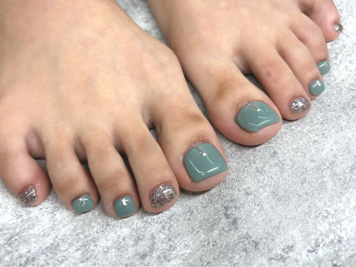 ネイル triton上島店 鈴木のネイルデザイン