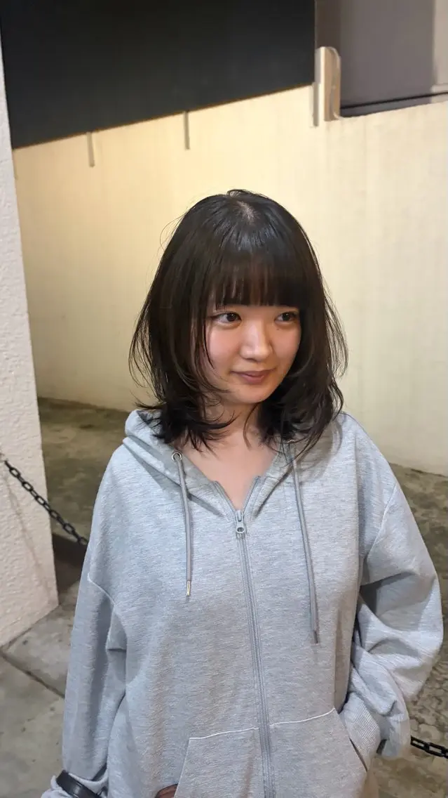 ミディアム KARIN🤍 /レイヤーカットのヘアスタイル
