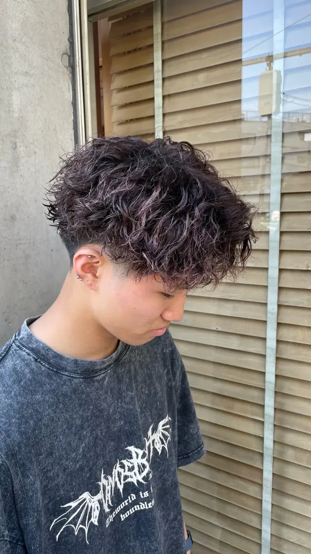 ショート パーマ 椿 大輔のヘアスタイル