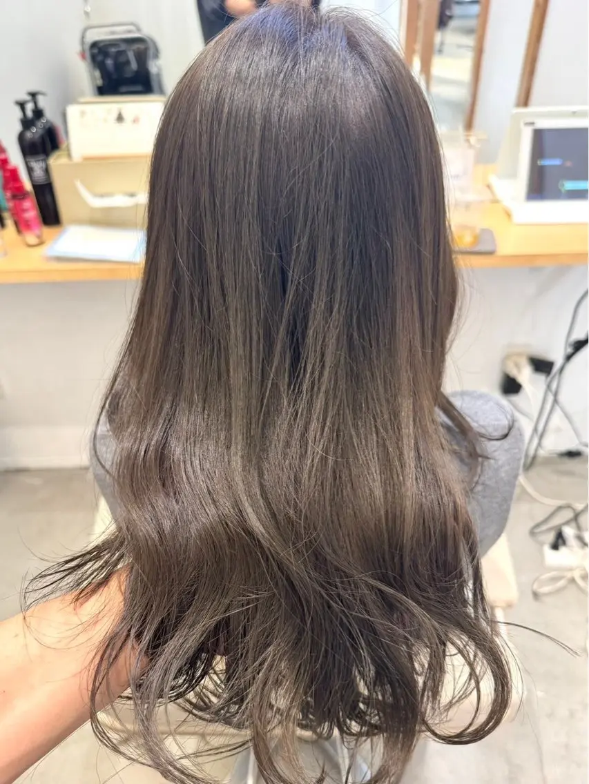 ロング カラー ヘアアレンジ 透明感カラー カット ヘアカラー 森山 遥葵のヘアスタイル