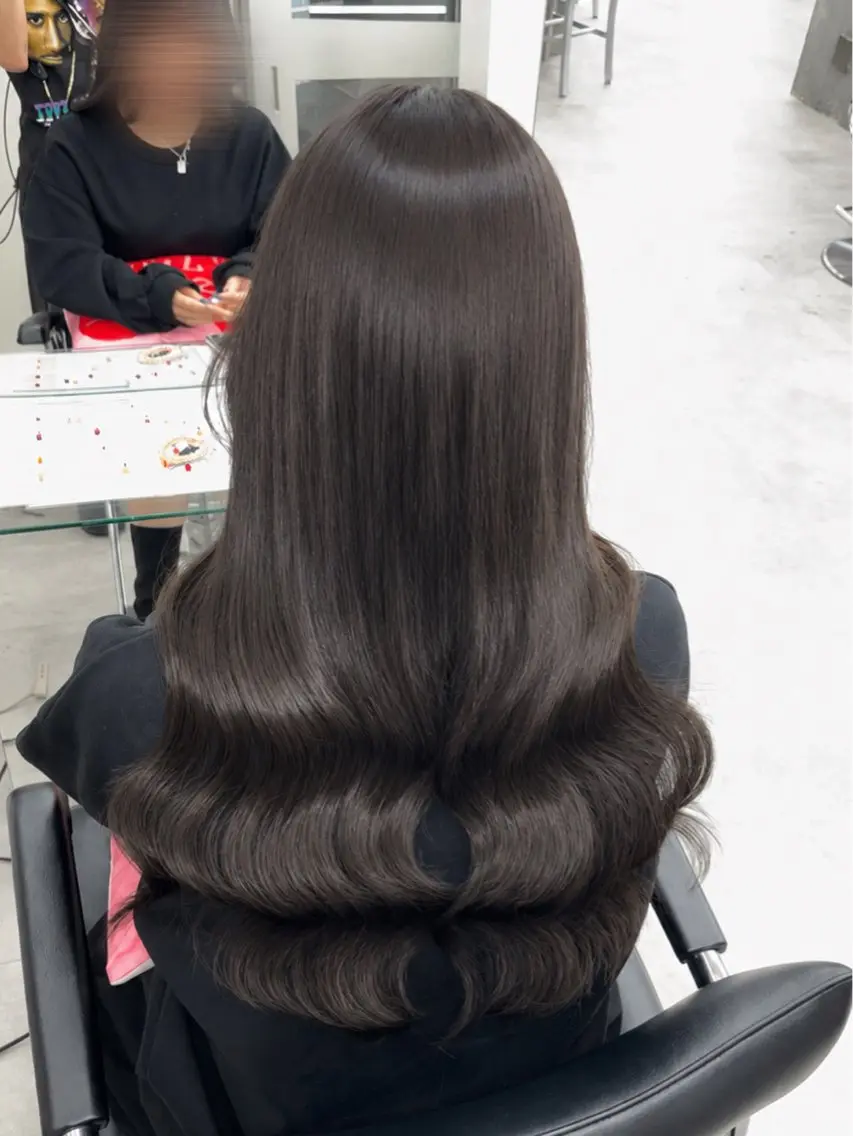 ロング カラー ヘアアレンジ メンズ カット ヘアカラー トリートメント エクステ ヘアセット 羽エク指名No1✨️ シールエク🌙しぇるのヘアスタイル
