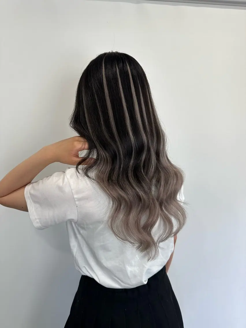 ロング トリートメント TOMOMI /フロレゾンのヘアスタイル