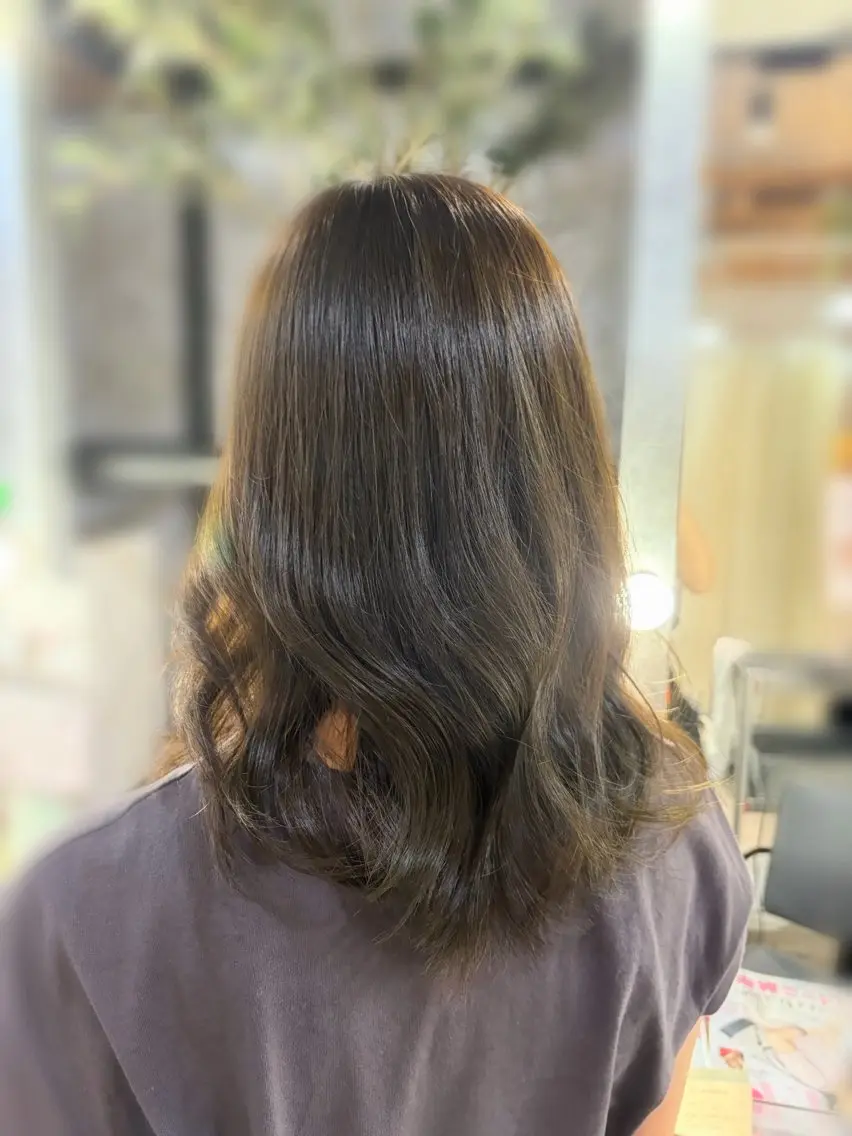 ミディアム カラー アディクシーカラー ベージュカラー ブリーチ 透明感カラー ブリーチなしカラー ヘアカラー 艶髪/オリーブカラー /mikuのヘアスタイル