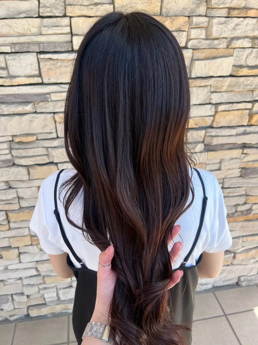 ロング カラー 林 和香菜のヘアスタイル