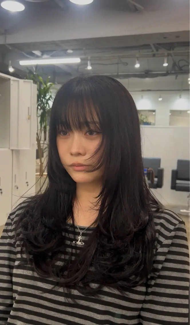 セミロング 佐山 勝俐のヘアスタイル