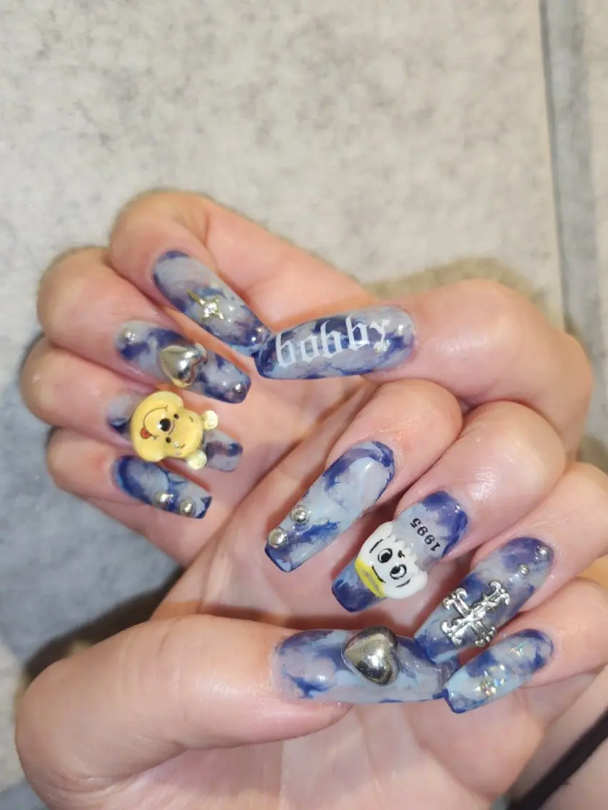 ネイル ハンドネイル 💜bora .のネイルデザイン