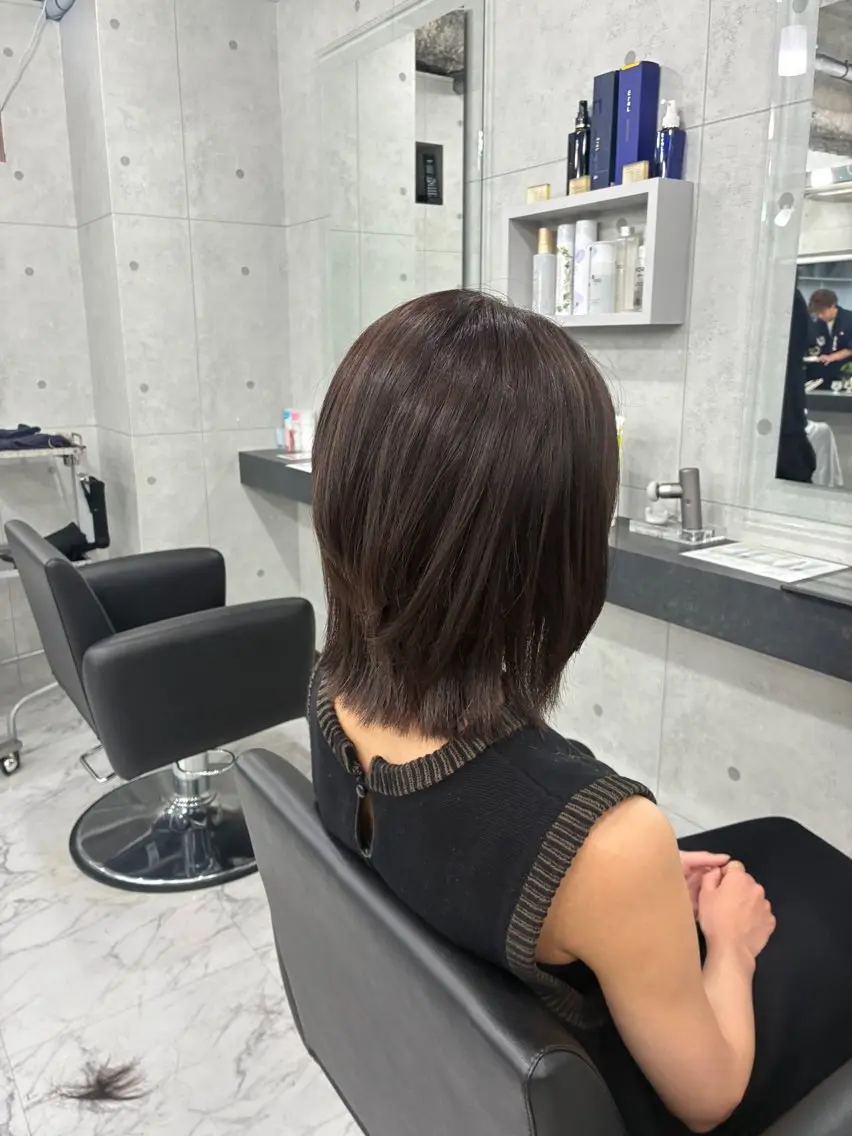 ミディアム カラー くびれヘア ハッシュカット レイヤーカット カット ヘアカラー トリートメント Endearing 🌟銀座のヘアスタイル