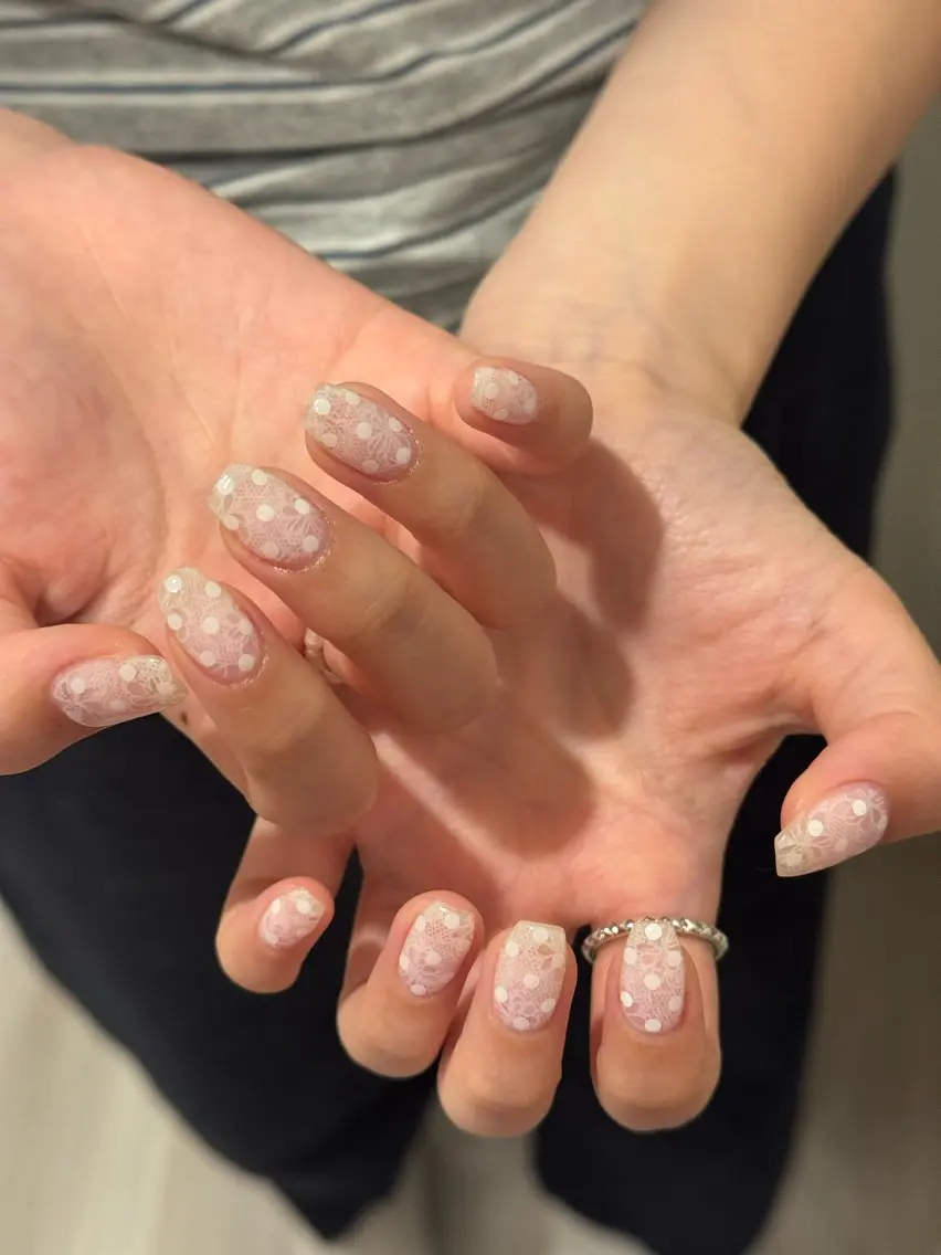 ネイル 🐈‍⬛ Minamiのネイルデザイン