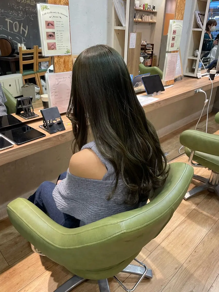 ロング カラー 透明感カラー オリーブカラー 髪質改善/Bloss om🌷高橋沙衣のヘアスタイル
