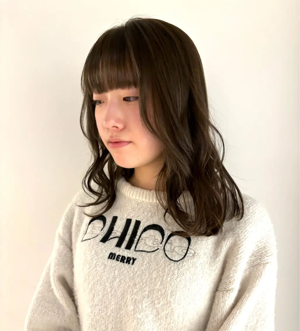 セミロング カラー ベージュカラー オリーブベージュ オレンジ カット ヘアカラー トリートメント やまもと さえのヘアスタイル