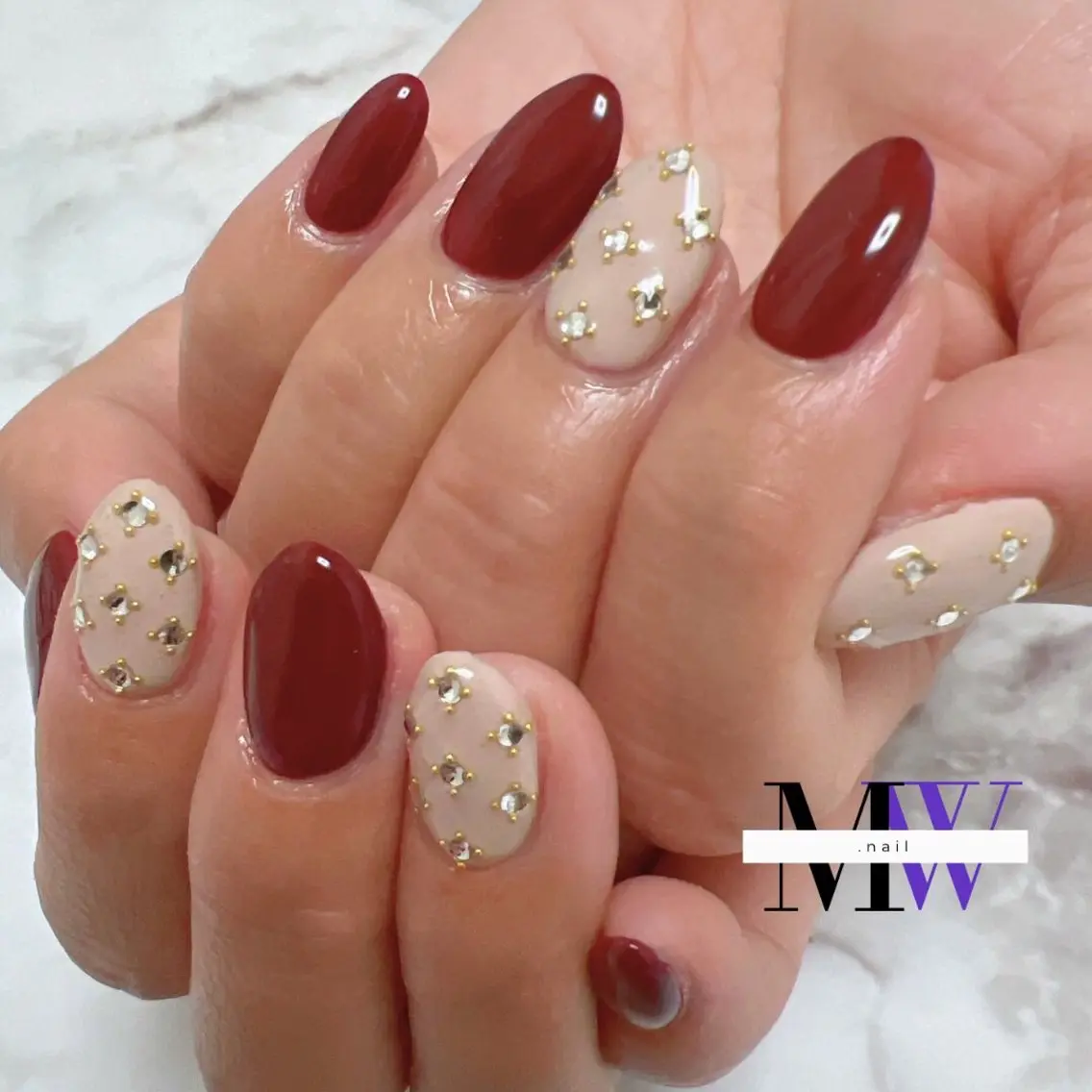 ネイル アートネイル ストーンネイル ハンドネイル MW .nailのネイルデザイン