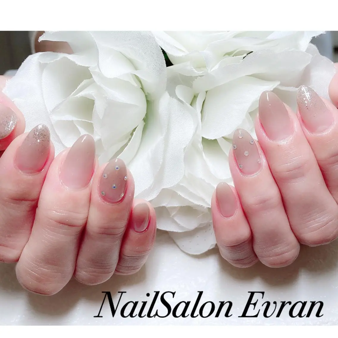 ネイル シンプルネイル Nail salon Evranのネイルデザイン