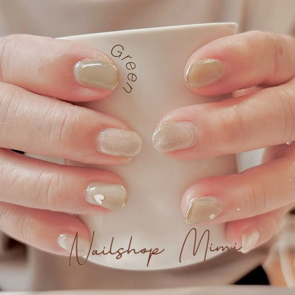 ネイル グリーン ハート マグネットネイル ミラーネイル シンプルネイル ハンドネイル Nailshop Mimiのネイルデザイン